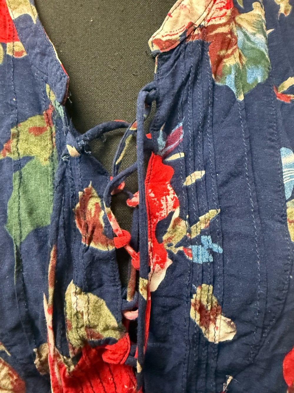 Umgee Navy Red Floral Tunic Top XL Boho Sleeveless Lace Up Flowy Summer - Picture 3 of 9
